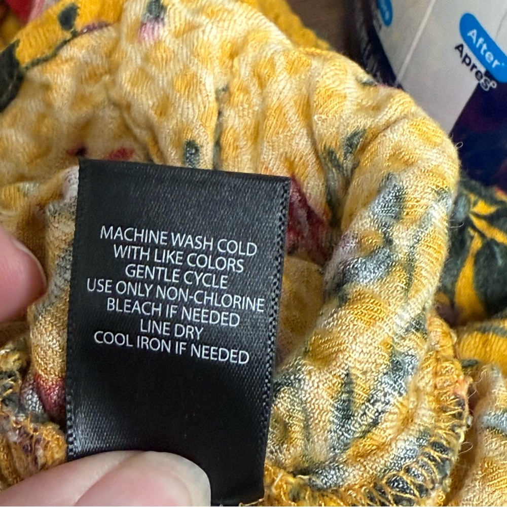 Torrid Floral Boho Tunic 5 | Mustard Yellow Crinkle V-Neck Top Fall Festival - Picture 7 of 8